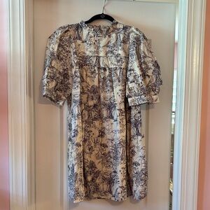 NWOT Entro Cream and Navy Toile Ruffle-Neck dress